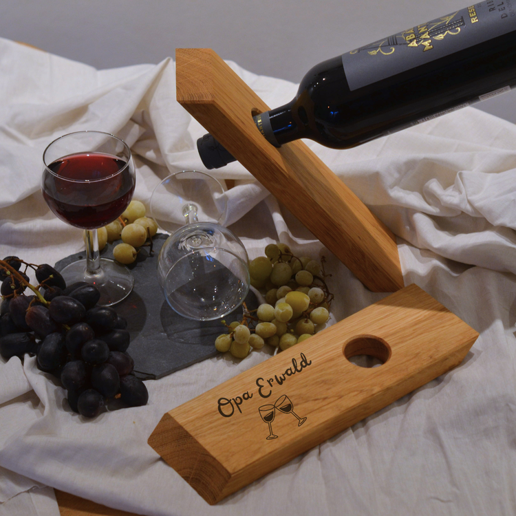 Schwebender Weinflaschenhalter aus Eiche | handgefertigt & personalisierbar | Lasergravur | individuell | Geschenk | Flaschenhalter | Holz