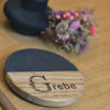 Personalisierbares Set: Brettchen & Untersetzer aus dunklem Marmor und Holz | Gravur | Geschenk | Housewarming | Hochzeit | Handarbeit